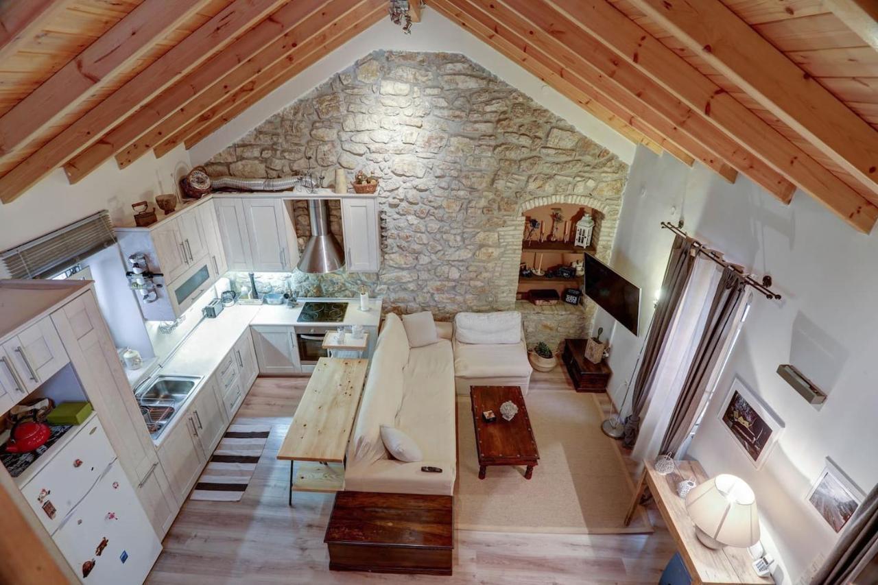Luminous 2bd Stone In The Alleys Of Corfu Town Appartamento *